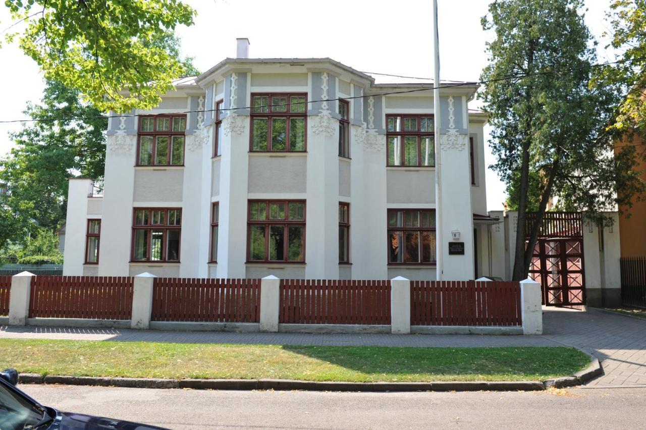 Villa Meri Apartments Parnu Exterior photo